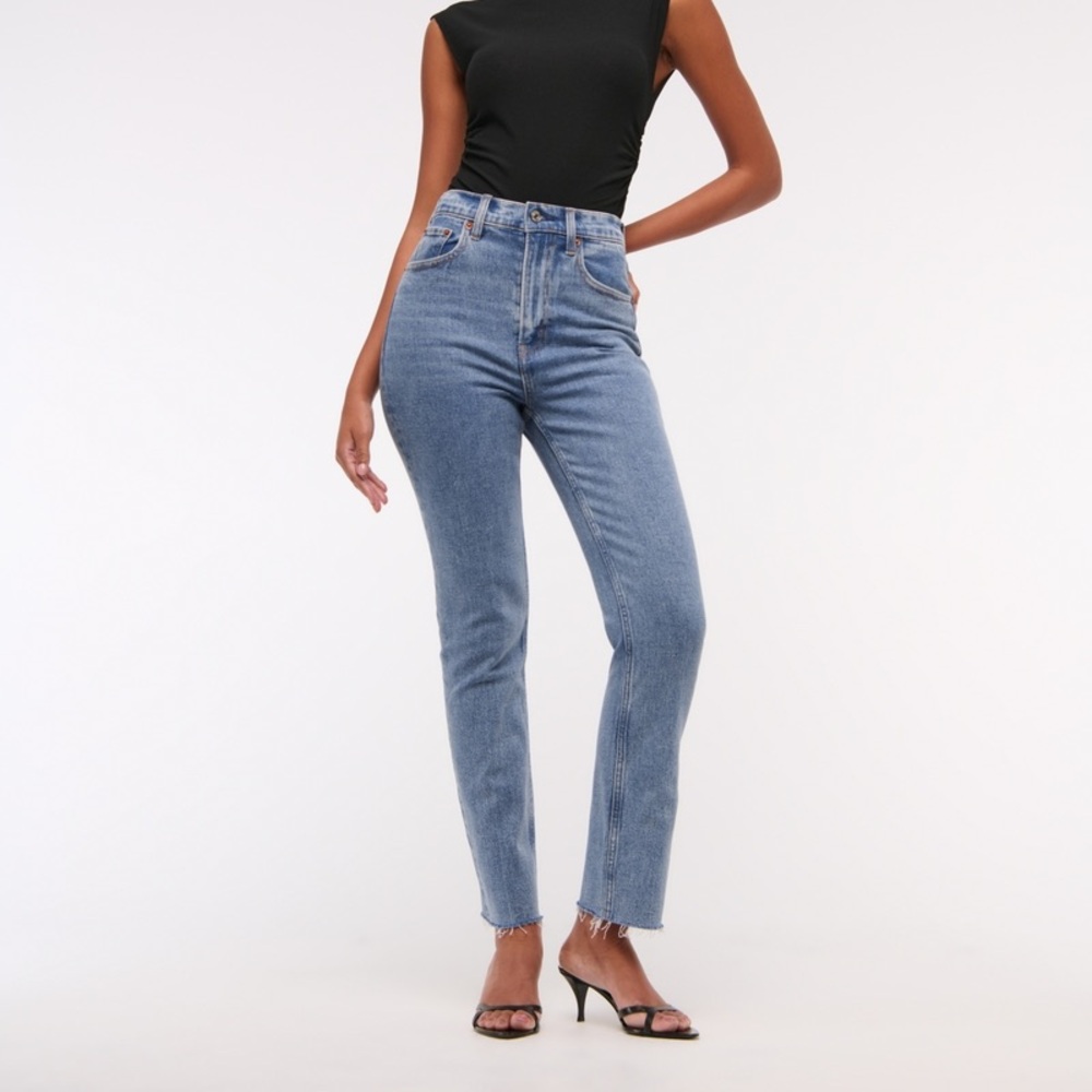 Abercrombie & Fitch Jeans women’s ankle‎ straight ultra High Rise normcore 25R